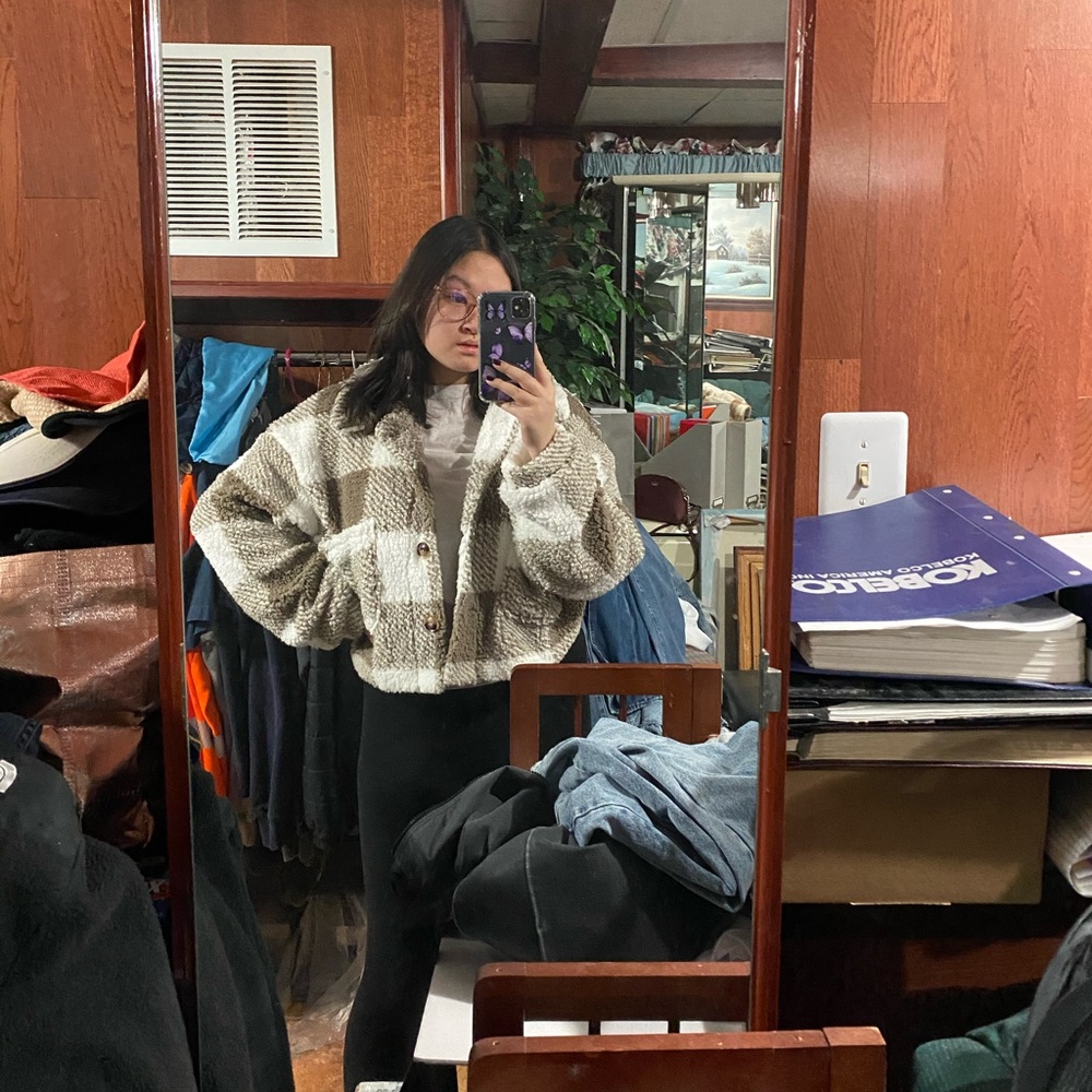 Sherpa Checkered Cropped Jacket - image 3